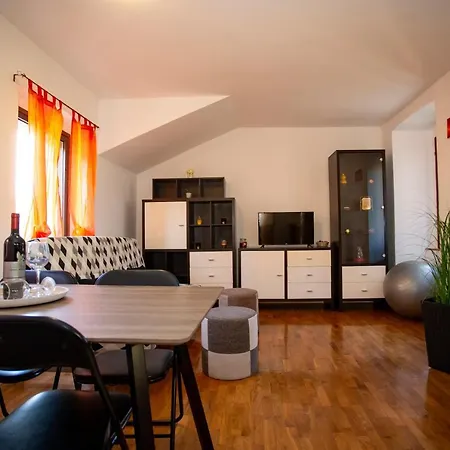 Apartman Kika *
