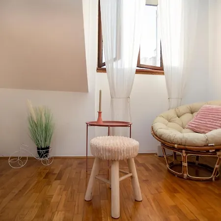 Kika Apartman *