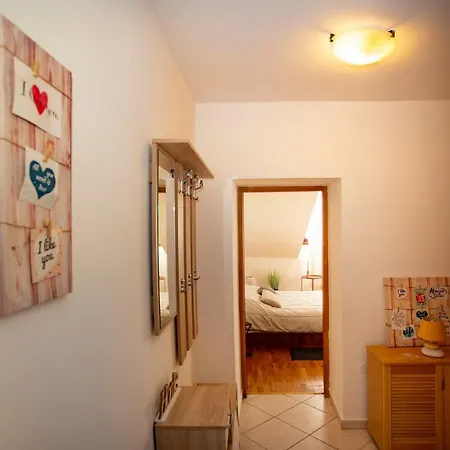 Kika Apartment